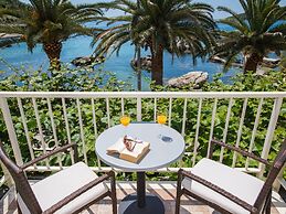 Apartments Vidak - One Bedroom Apartment With Balcony and Sea View -