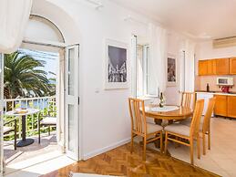 Apartments Vidak - One Bedroom Apartment With Balcony and Sea View -