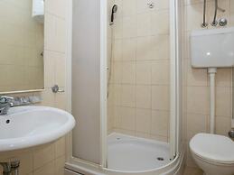 Apartments Vidak - One Bedroom Apartment With Balcony and Sea View -