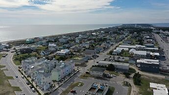 Beach, Please 3 Bedroom Townhouse by Redawning