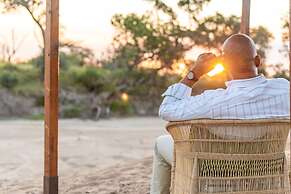 Kruger Untamed - Tshokwane River Camp