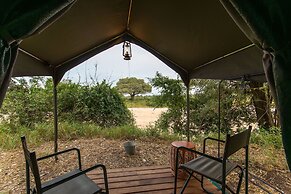 Kruger Untamed - Tshokwane River Camp