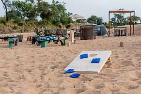 Kruger Untamed - Tshokwane River Camp