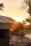 Kruger Untamed - Tshokwane River Camp