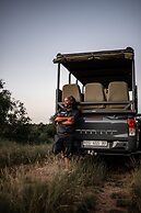 Kruger Untamed - Tshokwane River Camp