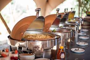 Kruger Untamed - Tshokwane River Camp