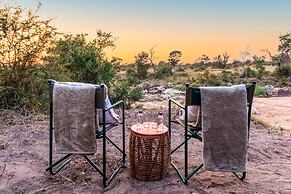 Kruger Untamed - Tshokwane River Camp