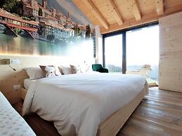 Belvilla by OYO Splendid Chalet With Bubble Bath