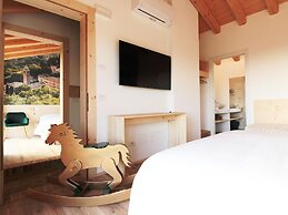 Belvilla by OYO Splendid Chalet With Bubble Bath