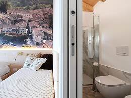 Belvilla by OYO Splendid Chalet With Bubble Bath