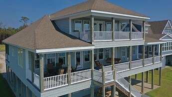 Dolphin Lookout 4 Bedroom Home by RedAwning