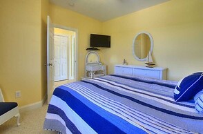 Dolphin Lookout 4 Bedroom Home by RedAwning