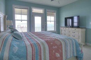 Dolphin Lookout 4 Bedroom Home by RedAwning