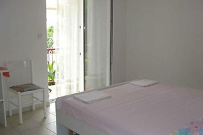 Apartments Boguvila - One-bedroom Apartment With Terrace -