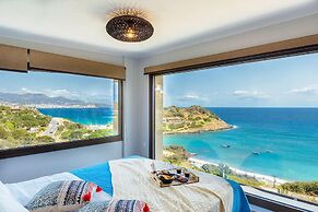 Beachfront 2 Bedroom Villa With Jacuzzi