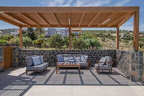 Blue Senses Villa Thalassa Next to the Beach Heated Pool