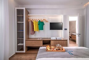 Blue Senses Villa Thalassa Next to the Beach Heated Pool