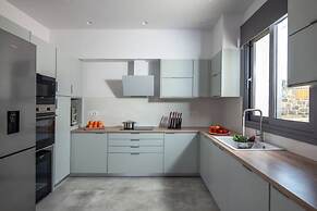 Blue Senses Villa Thalassa Next to the Beach Heated Pool