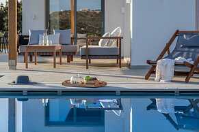 Blue Senses Villa Thalassa Next to the Beach Heated Pool