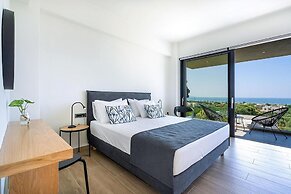 Sea View 4 Bedroom Villa With a Heated Pool