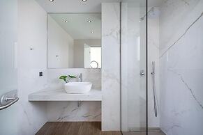 Sea View 4 Bedroom Villa With a Heated Pool