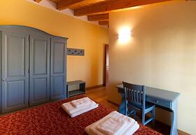 Barchi Resort - Apartments Suites - Villa Venezia - Attic Villa Venezi