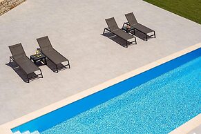 Nikolioudis Villas - Nikolioudis Villas Estate