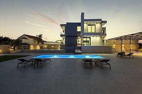 Nikolioudis Villas - Nikolioudis Villas Estate