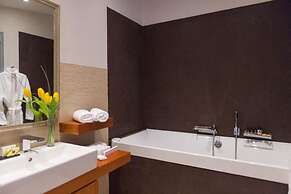 Sea View 3 Bedroom Villa Close to the Beach