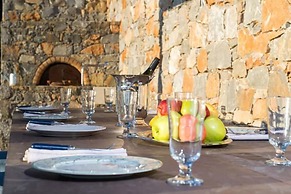 Sea View 3 Bedroom Villa Close to the Beach