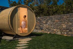 Villa Bellelen With a Heated Pool