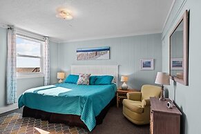 Heckman House 5 Bedroom Home by Redawning