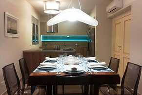 Sea View 3 Bedroom Villa Close to the Beach