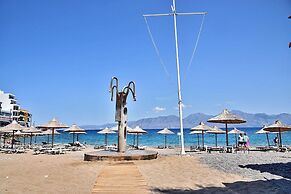 Medusa Residence 100m From the Beach