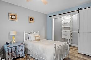 Water's Edge Retreat 3 Bedroom Home by RedAwning