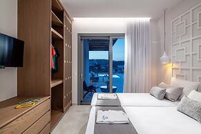 Blue Senses Villas Next to the Beach Heated Pool