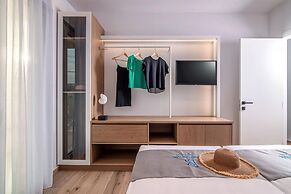 Blue Senses Villas Next to the Beach Heated Pool