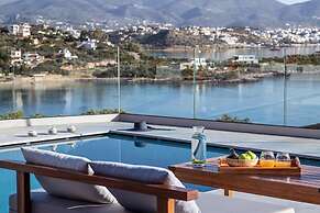 Blue Senses Villas Next to the Beach Heated Pool