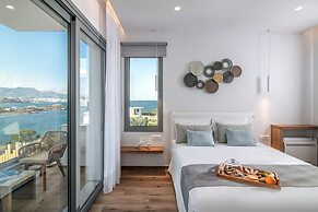 Blue Senses Villas Next to the Beach Heated Pool