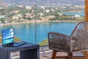 Blue Senses Villas Next to the Beach Heated Pool