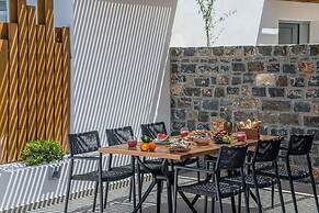 Blue Senses Villas Next to the Beach Heated Pool