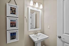 Vitamin Sea 3 Bedroom Home by RedAwning