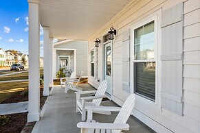 Vitamin Sea 3 Bedroom Home by RedAwning