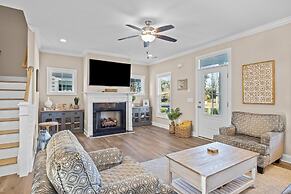 Vitamin Sea 3 Bedroom Home by RedAwning