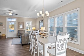 Vitamin Sea 3 Bedroom Home by RedAwning