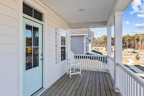 Vitamin Sea 3 Bedroom Home by RedAwning