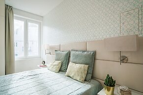 Principe Real Best Location