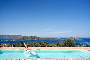 Breathtaking Views 4 Bedroom Villa