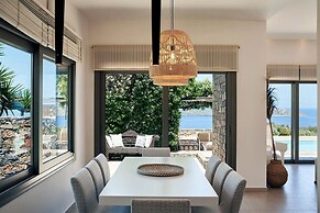 Breathtaking Views 4 Bedroom Villa