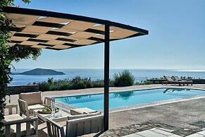 Breathtaking Views 4 Bedroom Villa